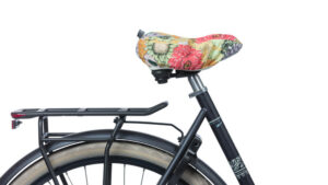 Basil Basil Bloom Field Saddle Cover